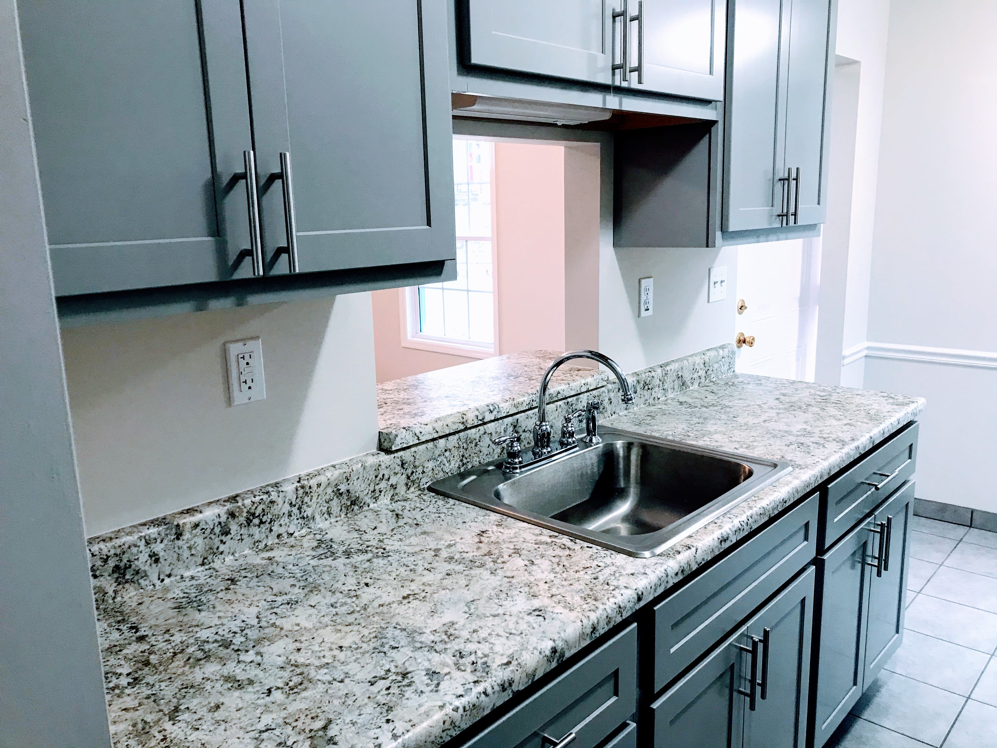 472 Merchant house for rent